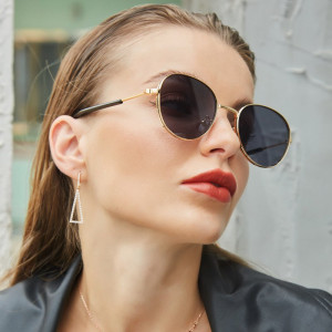 Stylish And Chic Small Round Frame Women's Sunglasses