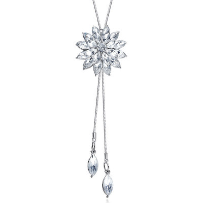 Beautiful Snowflake Shaped Shiny Necklace