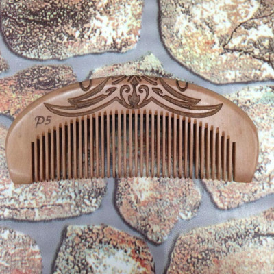 Hand-made Peach Wood Comb With Flower Pattern
