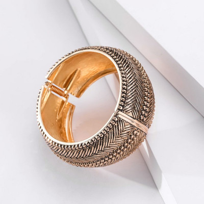 Crossed Drum Black Gold Bracelet