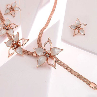 Chic Orchid Earrings And Necklace Set