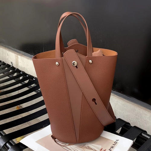 Creative Design Of Large Capacity Female Bucket Bag