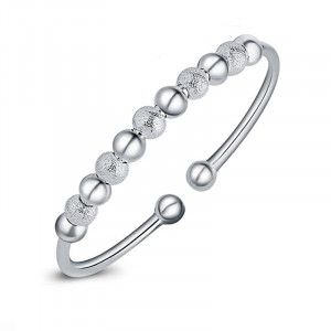 Beautiful Silver Bracelet With Twistable Silver Balls